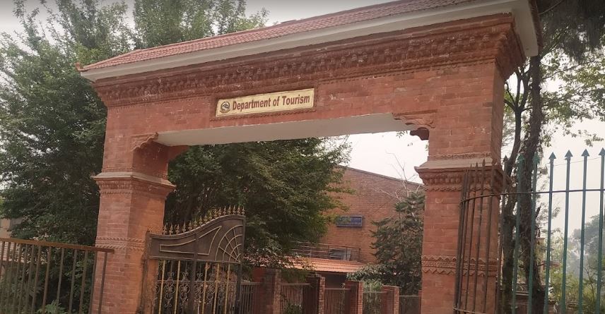 सगरमाथामा हिमपहिरो : बेपत्ताको खोजतलास गरिँदै